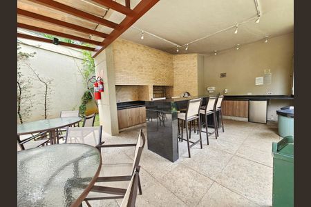 Apartamento à venda com 105m², 2 quartos e 2 vagasÁrea comum - Churrasqueira