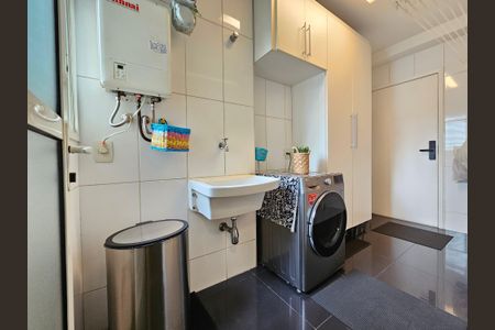 Apartamento à venda com 105m², 2 quartos e 2 vagasÁrea de Serviço
