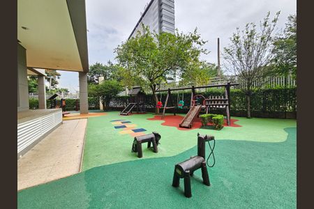 Apartamento à venda com 105m², 2 quartos e 2 vagasÁrea comum - Playground