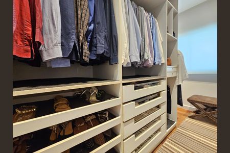 Apartamento à venda com 105m², 2 quartos e 2 vagasSuíte 2