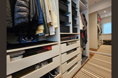 Apartamento à venda com 105m², 2 quartos e 2 vagasSuíte 2
