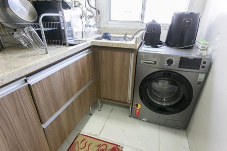 Apartamento à venda com 53m², 2 quartos e 1 vagaCozinha e Área de Serviço