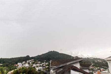 Casa de condomínio para alugar com 830m², 4 quartos e 4 vagas Casa de condomínio para alugar com 830m², 4 quartos e 4 vagasVista