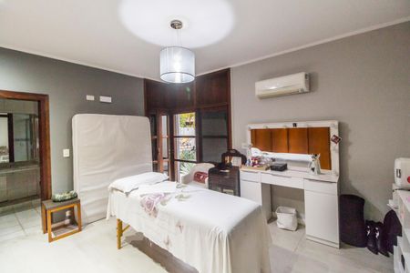 Casa de condomínio para alugar com 830m², 4 quartos e 4 vagas Casa de condomínio para alugar com 830m², 4 quartos e 4 vagasSuíte 1