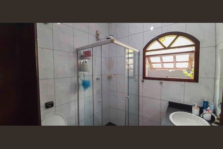 Casa à venda com 206m², 5 quartos e 3 vagasBanheiro Social