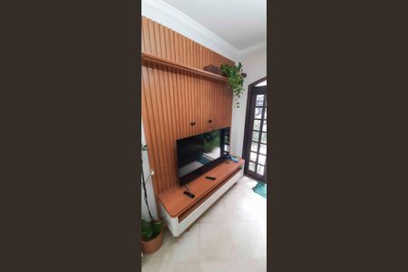 Casa à venda com 206m², 5 quartos e 3 vagas