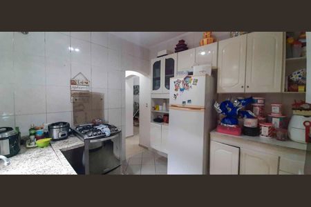 Casa à venda com 206m², 5 quartos e 3 vagas