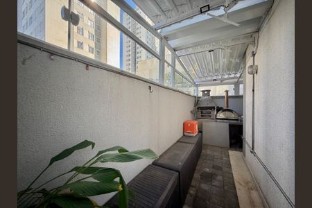 Apartamento à venda com 73m², 2 quartos e sem vagaVaranda