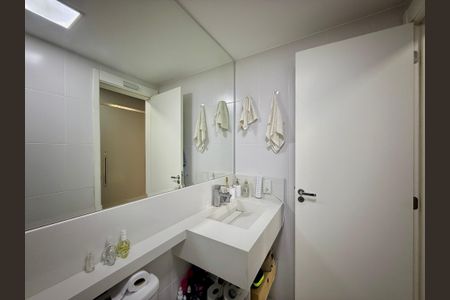 Apartamento à venda com 73m², 2 quartos e sem vagaBanheiro 