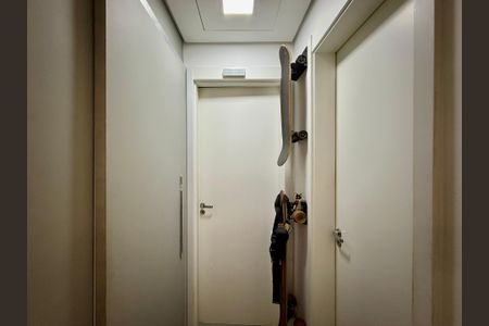 Apartamento à venda com 73m², 2 quartos e sem vagaCorredor Quartos 