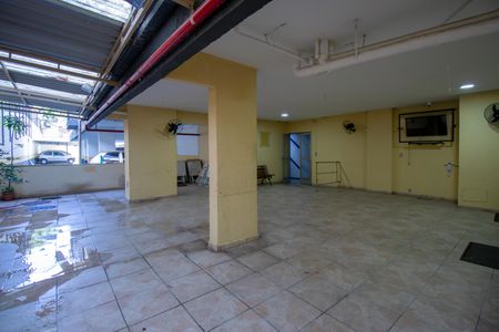 Apartamento para alugar com 60m², 2 quartos e 1 vaga Apartamento para alugar com 60m², 2 quartos e 1 vagaÁrea comum - Churrasqueira