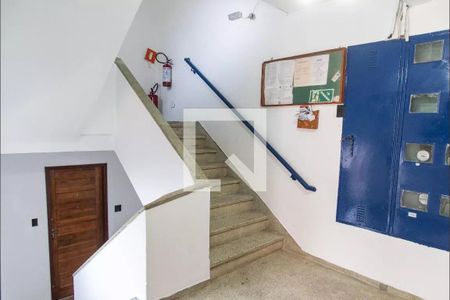 Apartamento à venda com 57m², 2 quartos e sem vagaÁrea comum