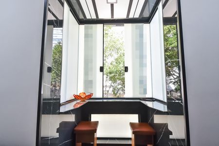 Varanda de apartamento à venda com 2 quartos, 57m² em Vila Mariana, São Paulo