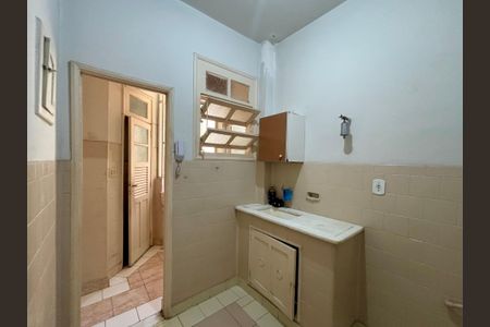 Apartamento à venda com 57m², 2 quartos e sem vagaCozinha