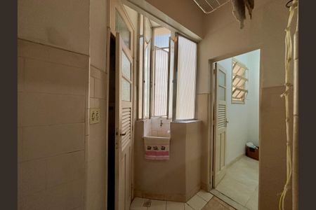 Apartamento à venda com 57m², 2 quartos e sem vagaÁrea de serviço