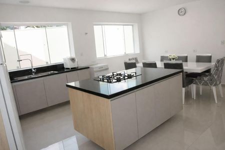 Casa à venda com 276m², 3 quartos e 4 vagasFoto 08