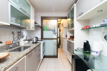 Apartamento à venda com 92m², 3 quartos e 1 vagaCozinha e Área de Serviço