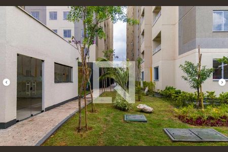 Apartamento para alugar com 49m², 2 quartos e sem vagaÁrea comum - Salão de festas