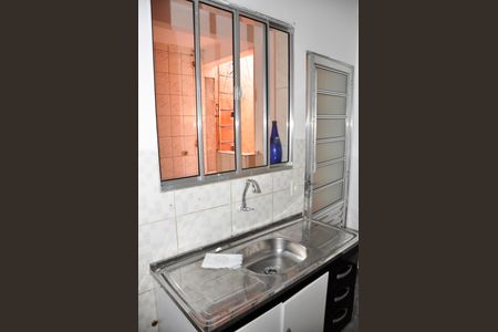 Casa para alugar com 70m², 2 quartos e sem vagaDetalhe - Cozinha