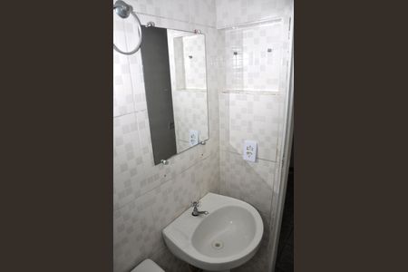 Casa para alugar com 70m², 2 quartos e sem vagaDetalhe - Cozinha - Banheiro Social