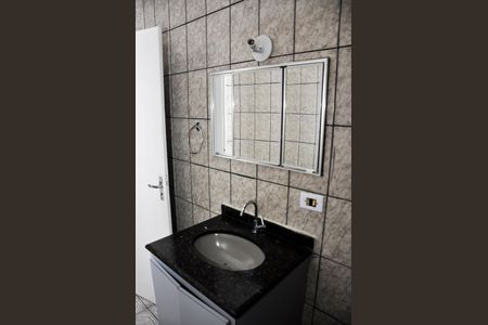 Casa para alugar com 70m², 2 quartos e sem vagaDetalhe - Banheiro Social