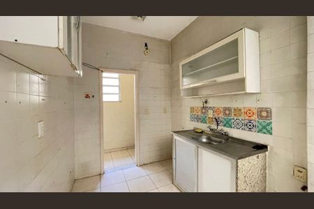 Apartamento à venda com 89m², 2 quartos e sem vagaCozinha