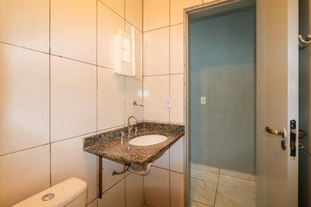 Casa para alugar com 58m², 2 quartos e sem vagaBanheiro