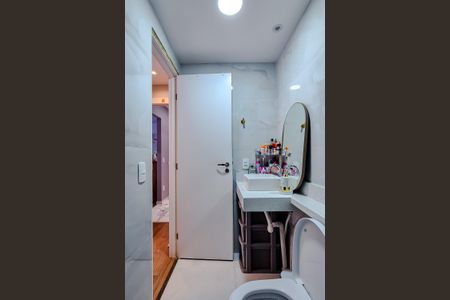 Apartamento para alugar com 49m², 2 quartos e 1 vaga Apartamento para alugar com 49m², 2 quartos e 1 vagaBanheiro da Suíte