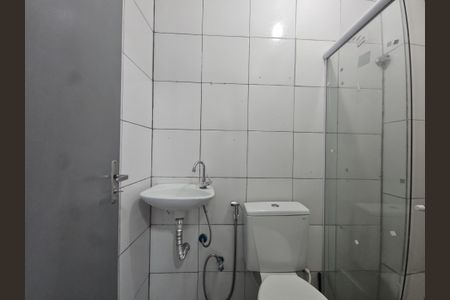 banheiro  de apartamento para alugar com 1 quarto, 66m² em Saúde, Salvador