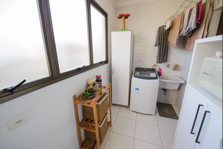 Apartamento para alugar com 105m², 2 quartos e 2 vagas Apartamento para alugar com 105m², 2 quartos e 2 vagasCozinha