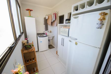 Apartamento para alugar com 105m², 2 quartos e 2 vagas Apartamento para alugar com 105m², 2 quartos e 2 vagasCozinha