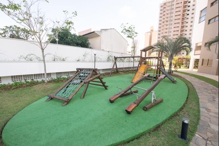 Apartamento para alugar com 105m², 2 quartos e 2 vagas Apartamento para alugar com 105m², 2 quartos e 2 vagasÁrea comum - Playground 2