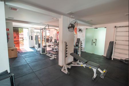 Apartamento para alugar com 105m², 2 quartos e 2 vagas Apartamento para alugar com 105m², 2 quartos e 2 vagasÁrea comum - Academia