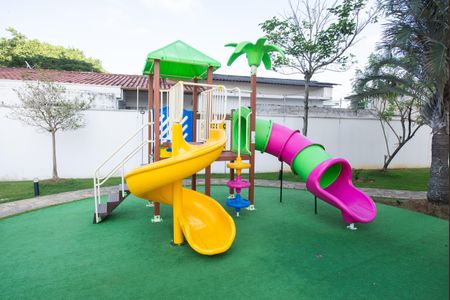 Apartamento para alugar com 105m², 2 quartos e 2 vagas Apartamento para alugar com 105m², 2 quartos e 2 vagasÁrea comum - Playground 1