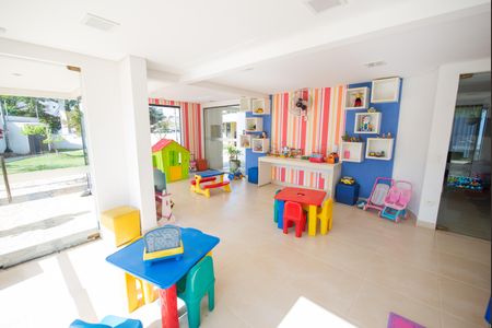 Apartamento para alugar com 105m², 2 quartos e 2 vagas Apartamento para alugar com 105m², 2 quartos e 2 vagasÁrea comum - Brinquedoteca