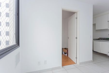 Sala de apartamento para alugar com 2 quartos, 33m² em Jurubatuba, São Paulo