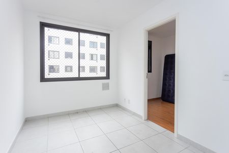 Sala de apartamento para alugar com 2 quartos, 33m² em Jurubatuba, São Paulo