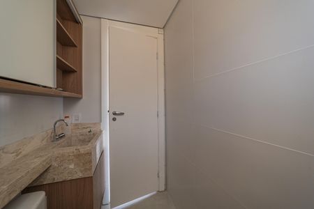 Apartamento à venda com 48m², 2 quartos e sem vaga Apartamento à venda com 48m², 2 quartos e sem vagaBanheiro