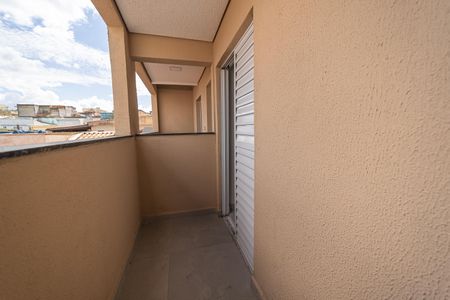 Apartamento à venda com 48m², 2 quartos e sem vaga Apartamento à venda com 48m², 2 quartos e sem vagaVaranda