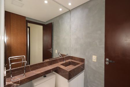 Apartamento à venda com 50600m², 2 quartos e 1 vagaBanheiro