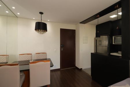 Apartamento à venda com 50600m², 2 quartos e 1 vagaSala