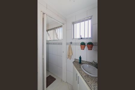 Casa para alugar com 230m², 3 quartos e 3 vagasBanheiro 2