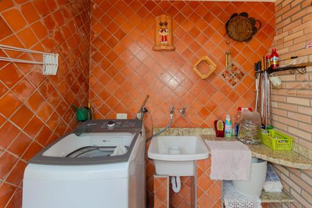 Casa para alugar com 230m², 3 quartos e 3 vagasÁrea de Serviço