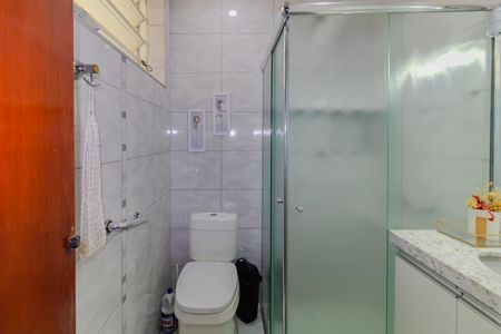 Casa para alugar com 230m², 3 quartos e 3 vagasBanheiro 1