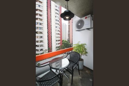 Apartamento para alugar com 70m², 1 quarto e 1 vagaVaranda