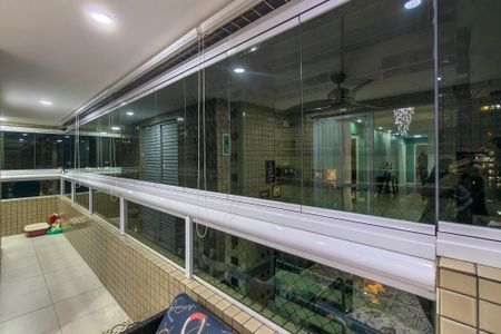 Apartamento para alugar com 130m², 3 quartos e 2 vagasSacada