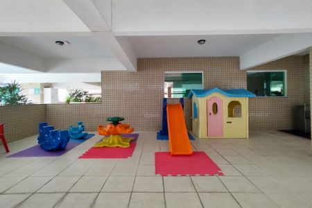 Apartamento para alugar com 130m², 3 quartos e 2 vagasÁrea comum - Playground
