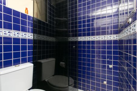 Apartamento para alugar com 57m², 2 quartos e 2 vagas Apartamento para alugar com 57m², 2 quartos e 2 vagasBanheiro