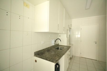 Apartamento para alugar com 67m², 2 quartos e 2 vagasCozinha