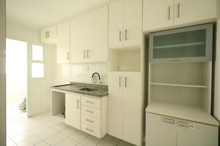 Apartamento para alugar com 67m², 2 quartos e 2 vagasCozinha